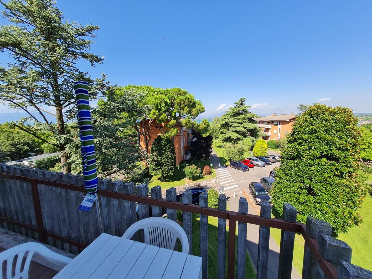 פסקיארה דל גארדה Easy Apartments Peschiera מראה חיצוני תמונה