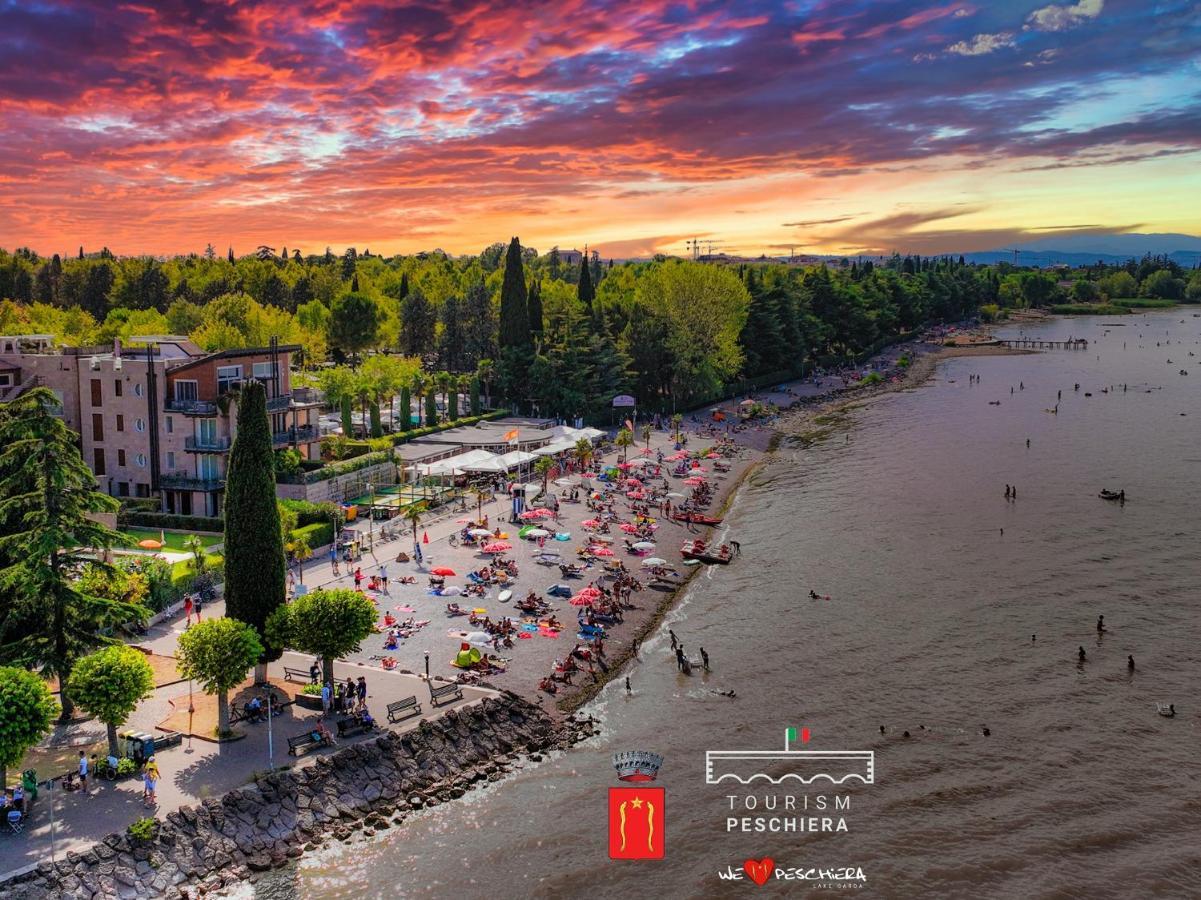 פסקיארה דל גארדה Easy Apartments Peschiera מראה חיצוני תמונה
