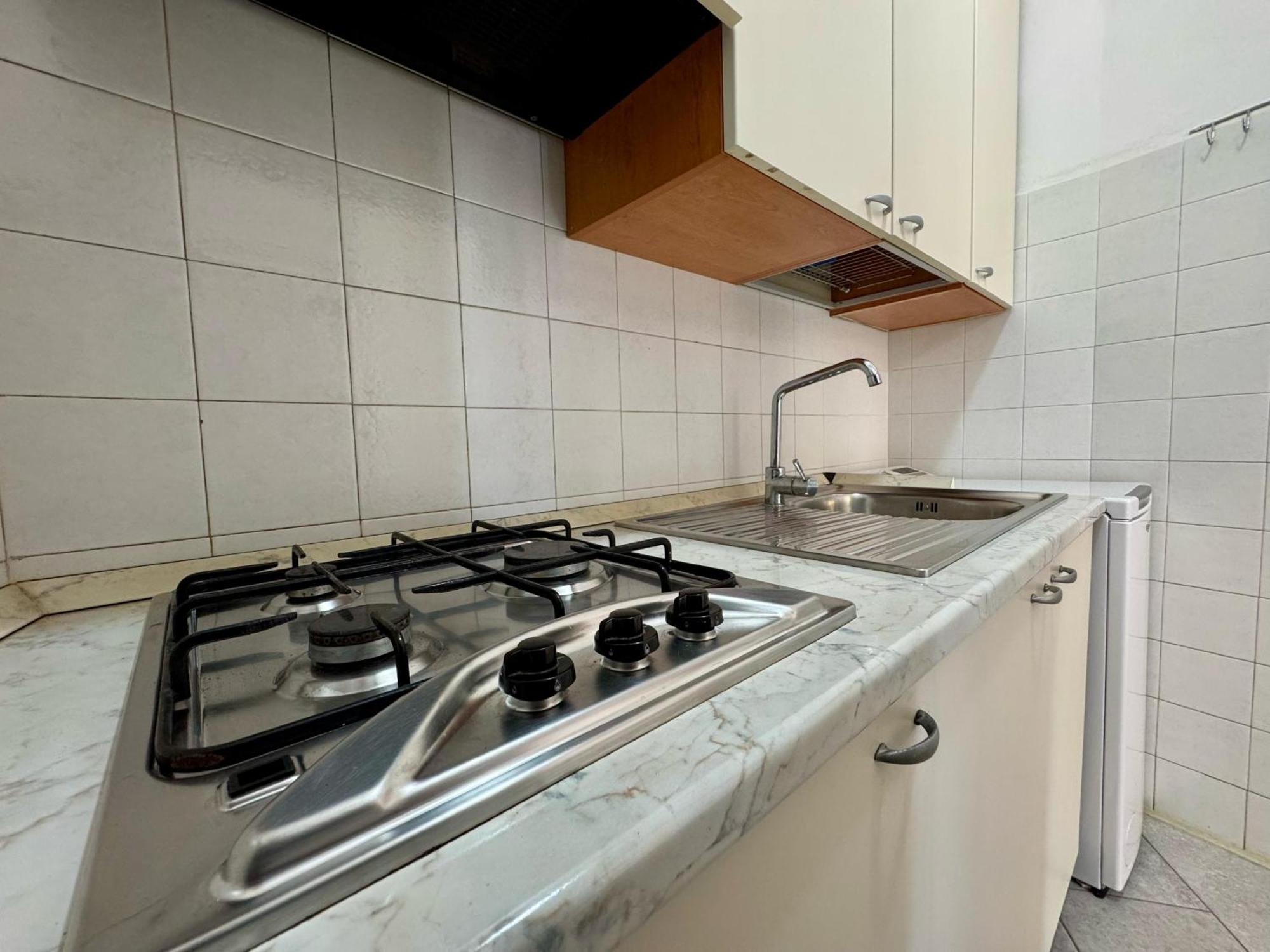 פסקיארה דל גארדה Easy Apartments Peschiera מראה חיצוני תמונה